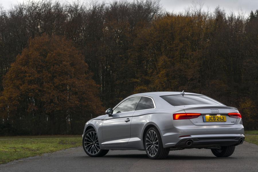  Audi A5 Coupe 2.0 TFSI Quattro S-Line 2016 года  (UK) (фото 9 из 29)